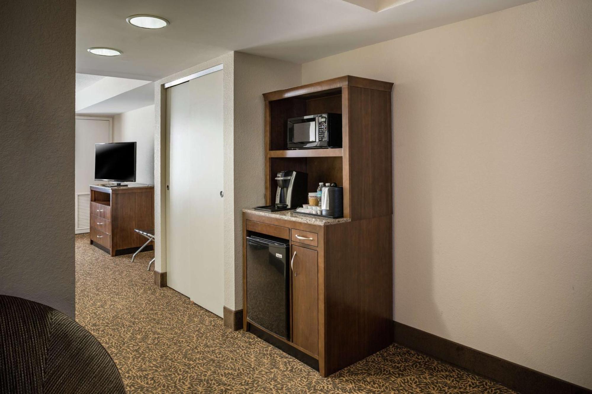 Hilton Garden Inn Richmond Innsbrook Шорт-Памп Экстерьер фото